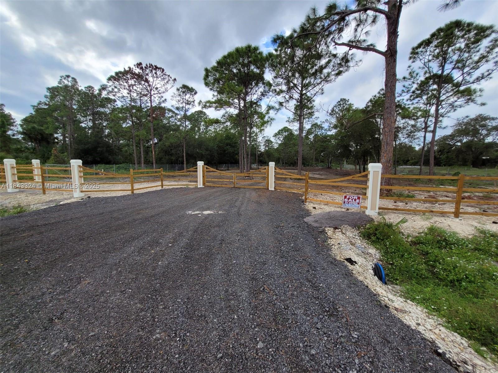 See details / sq. ft. $ 2025-07-18 0 Photo