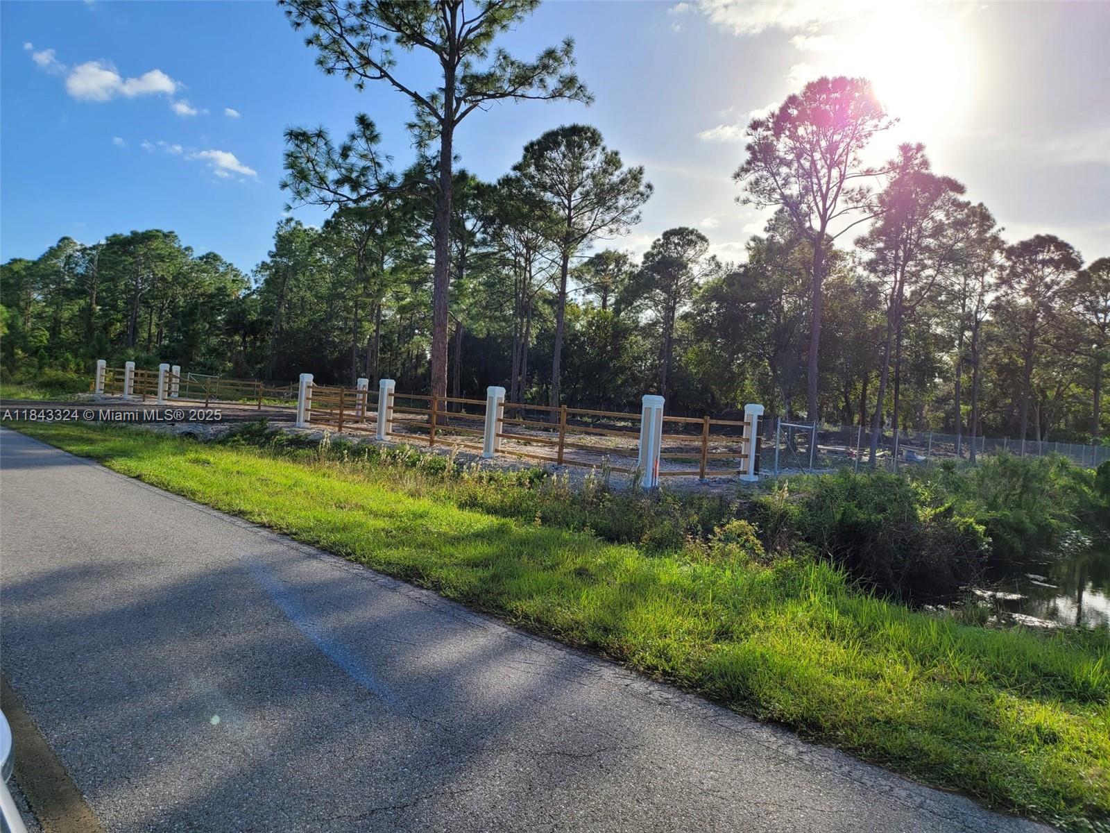 See details / sq. ft. $ 2025-07-18 0 Photo