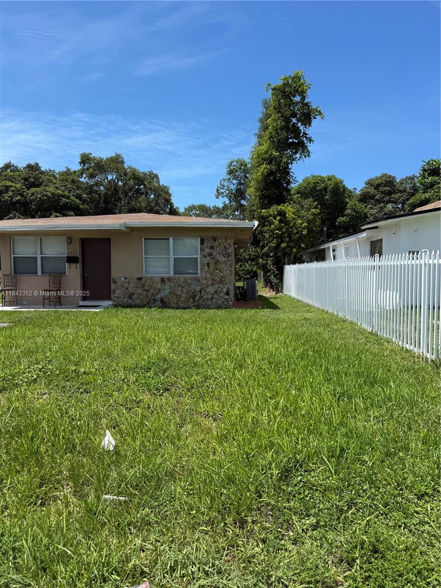 Ver detalles / 1967 sq. ft. $ 2025-07-21 0 foto