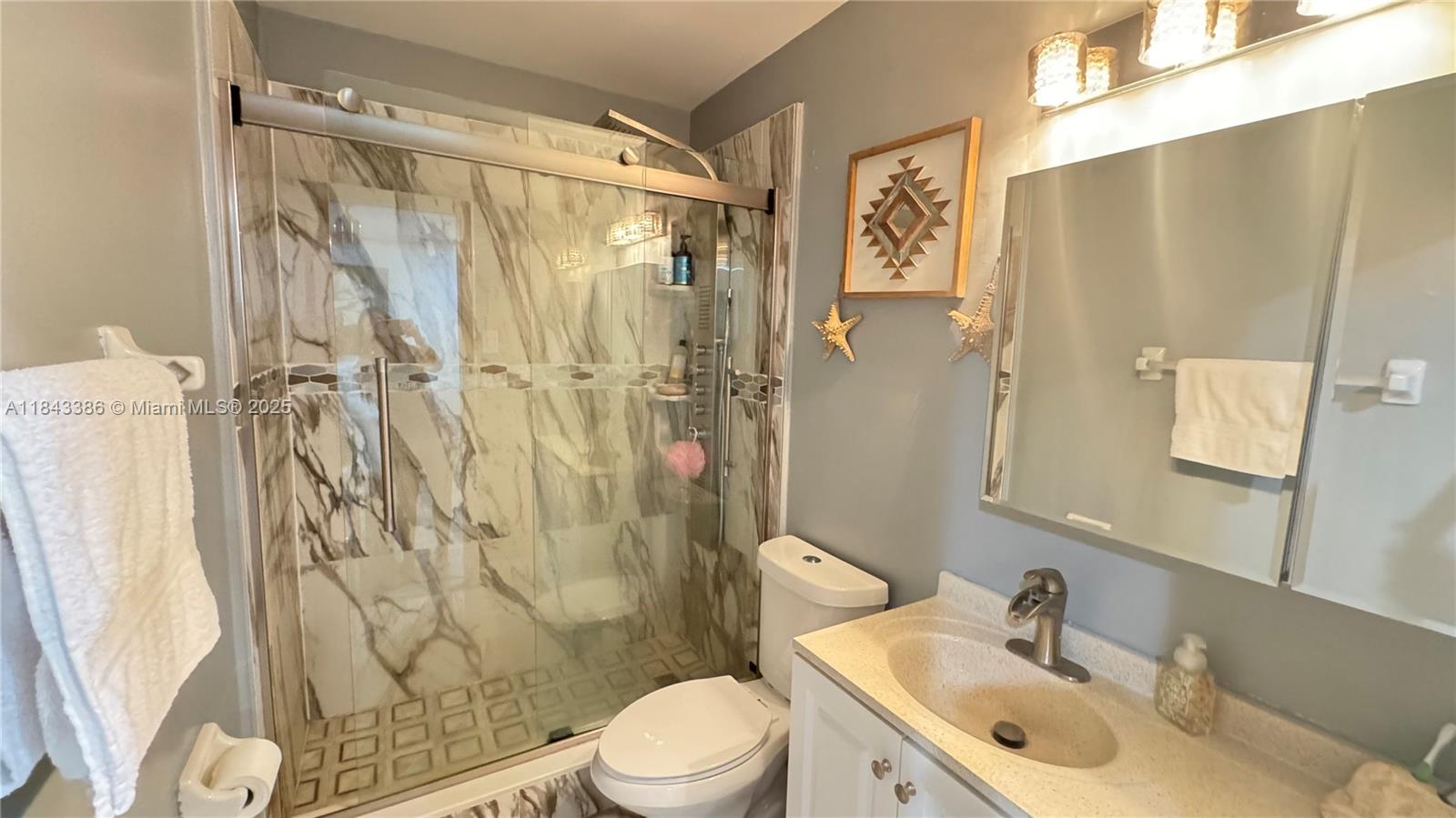 See details 1912 3 / 2 1248 sq. ft. $ 2025-07-19 0 Photo