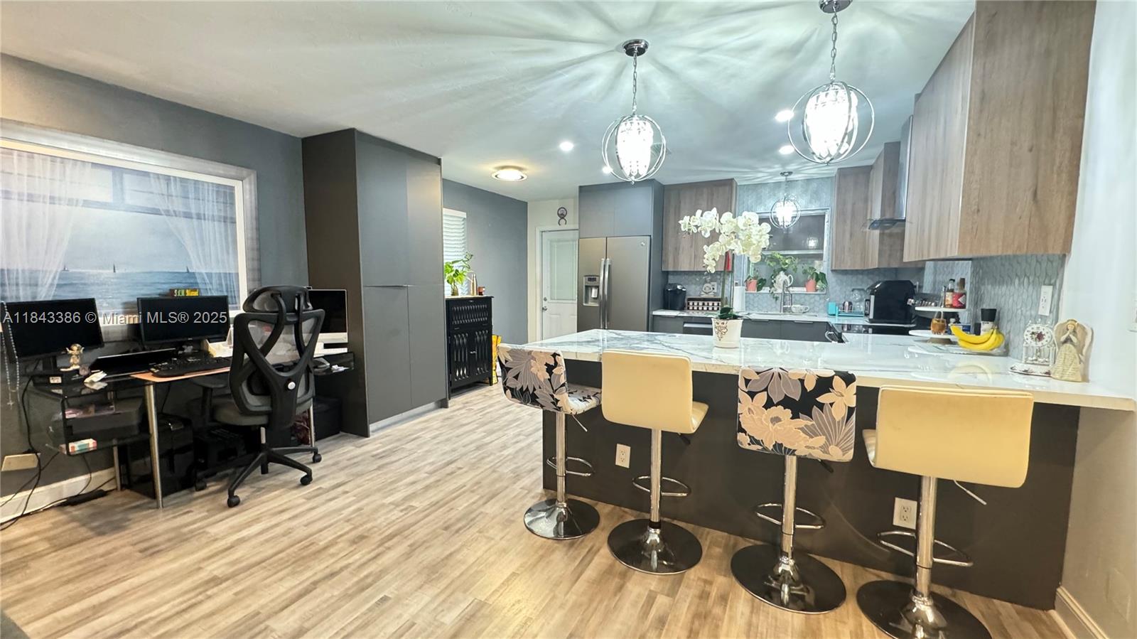 See details 1912 3 / 2 1248 sq. ft. $ 2025-07-19 0 Photo