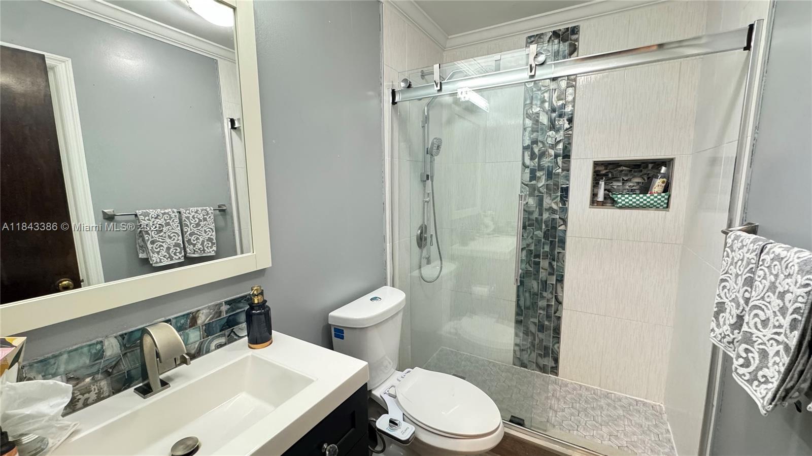 See details 1912 3 / 2 1248 sq. ft. $ 2025-07-19 0 Photo