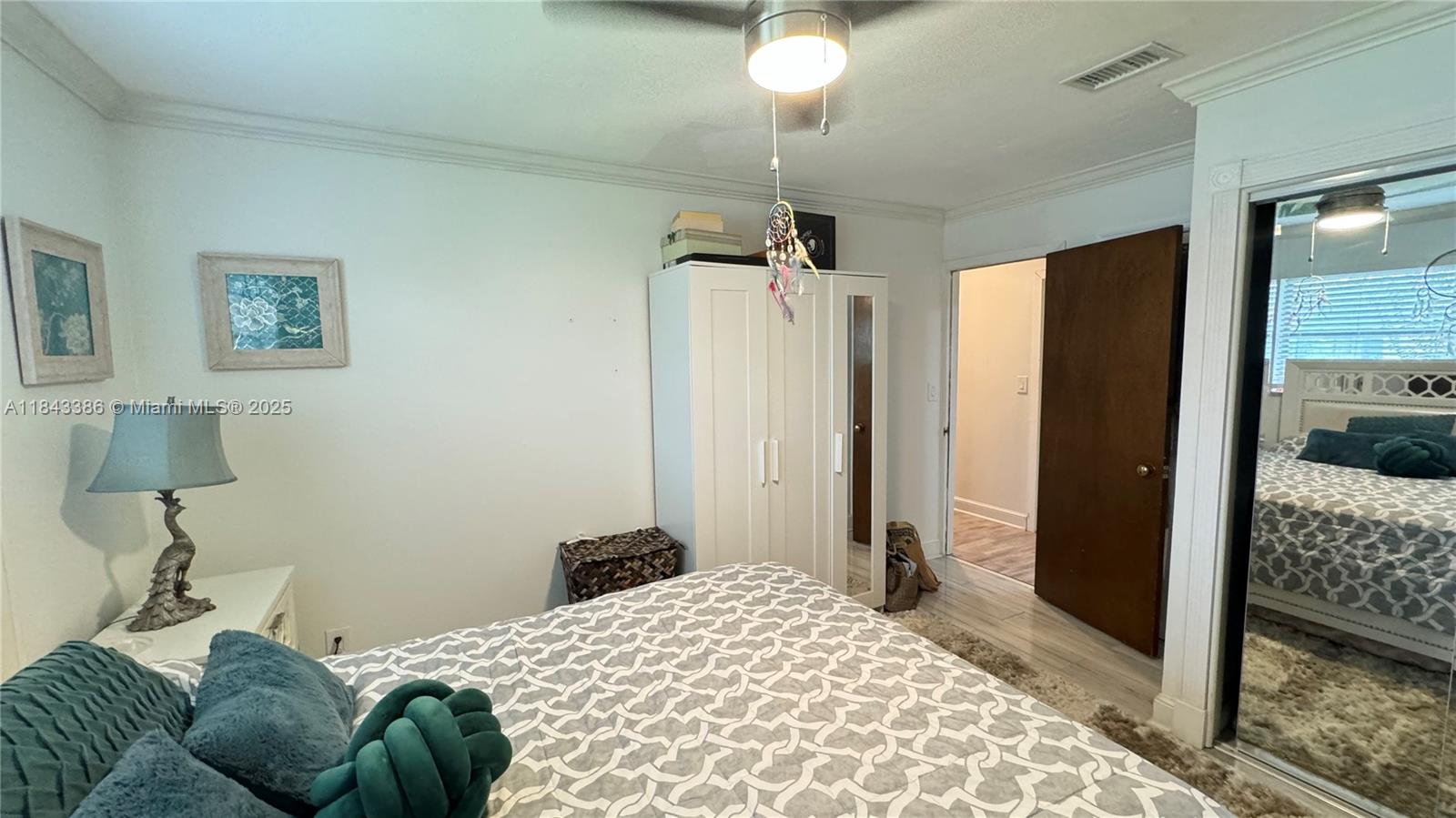See details 1912 3 / 2 1248 sq. ft. $ 2025-07-19 0 Photo