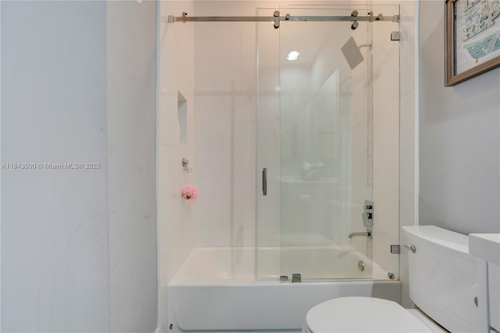 Photo of 1364 Harbor Vw W  (1364), Hollywood, Florida, 33019 - 