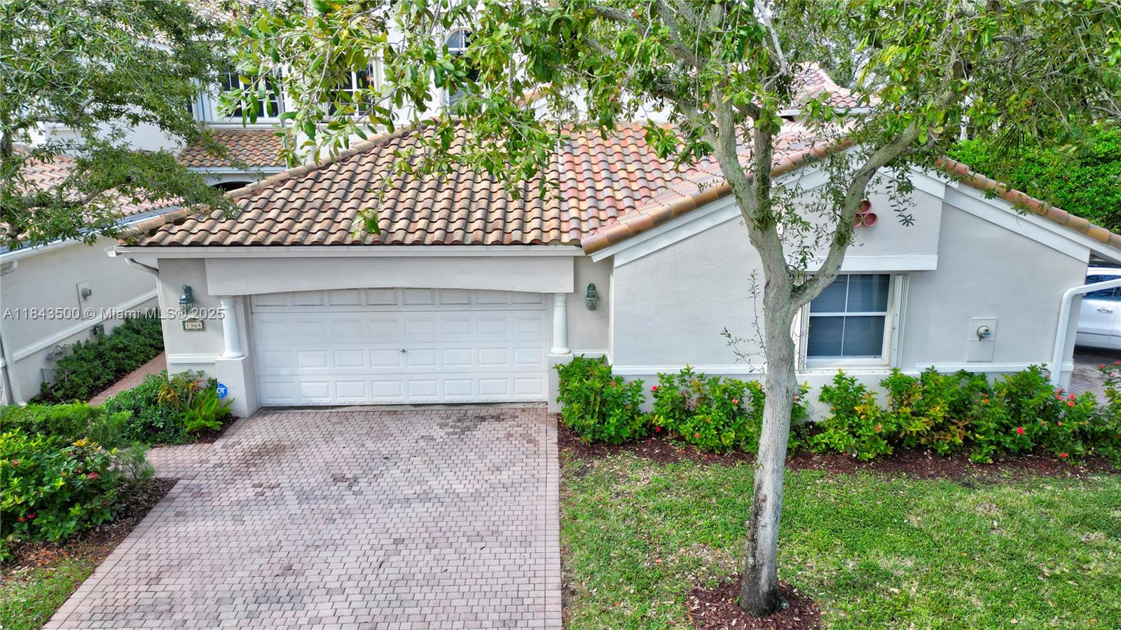 Photo of 1364 Harbor Vw W  (1364), Hollywood, Florida, 33019 - 