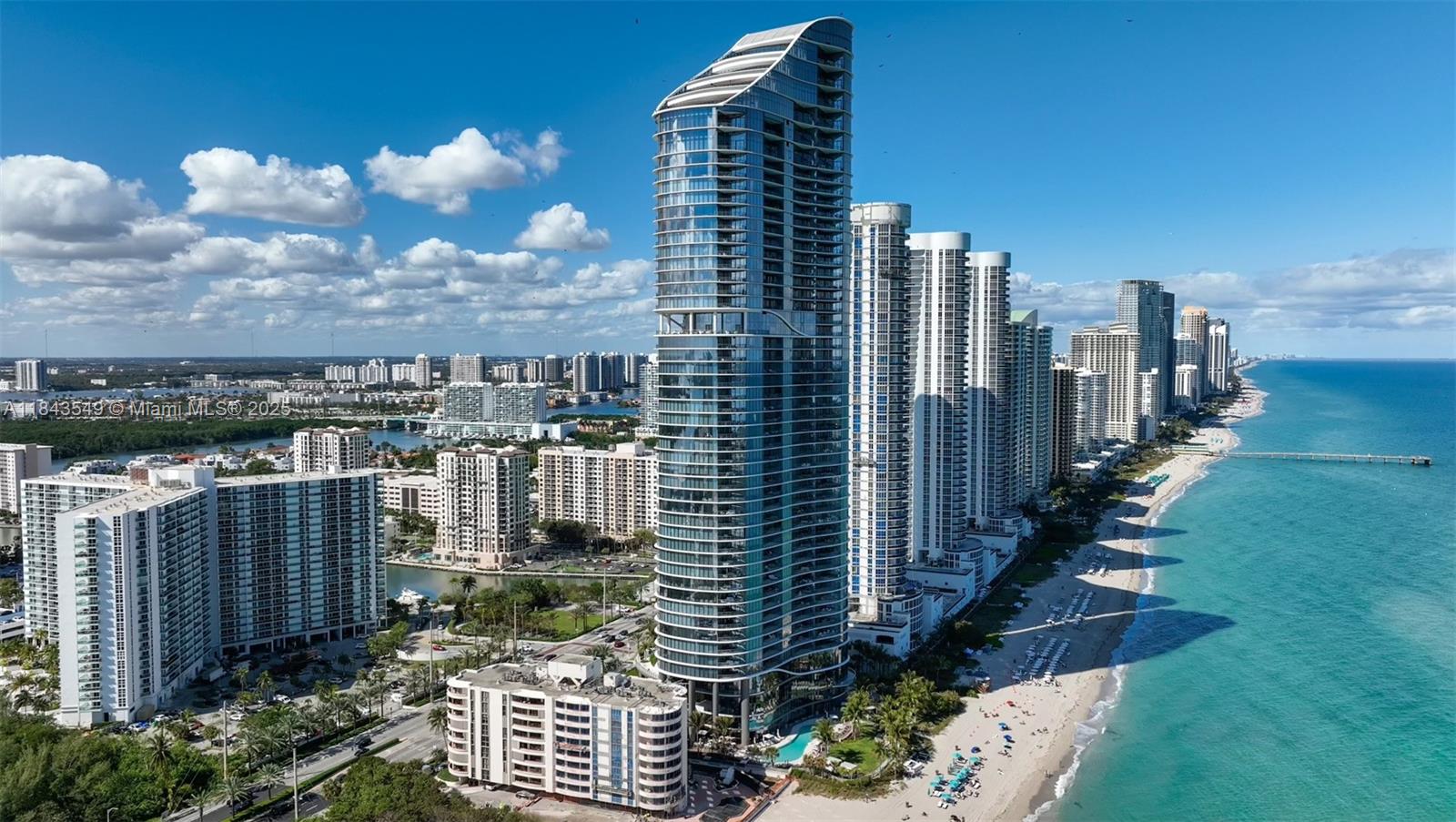 Ver detalles 1004 2 / 3 1571 sq. ft. $ 2025-07-19 0 foto
