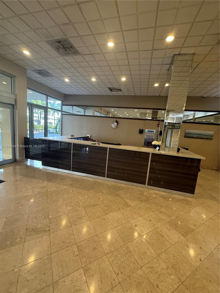 See details 1611 1 / 2 1104 sq. ft. $ 2025-07-19 0 Photo