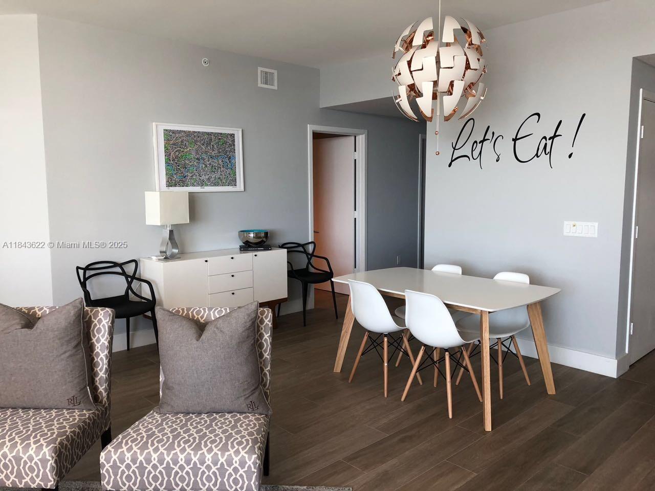 Photo of 17111 Biscayne Blvd #808, North Miami Beach, Florida, 33160 -