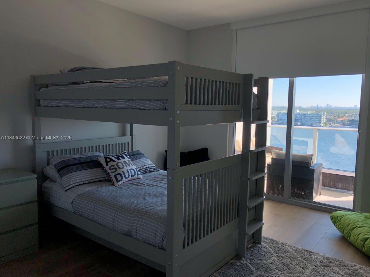 Photo of 17111 Biscayne Blvd  #808, North Miami Beach, Florida, 33160 - 