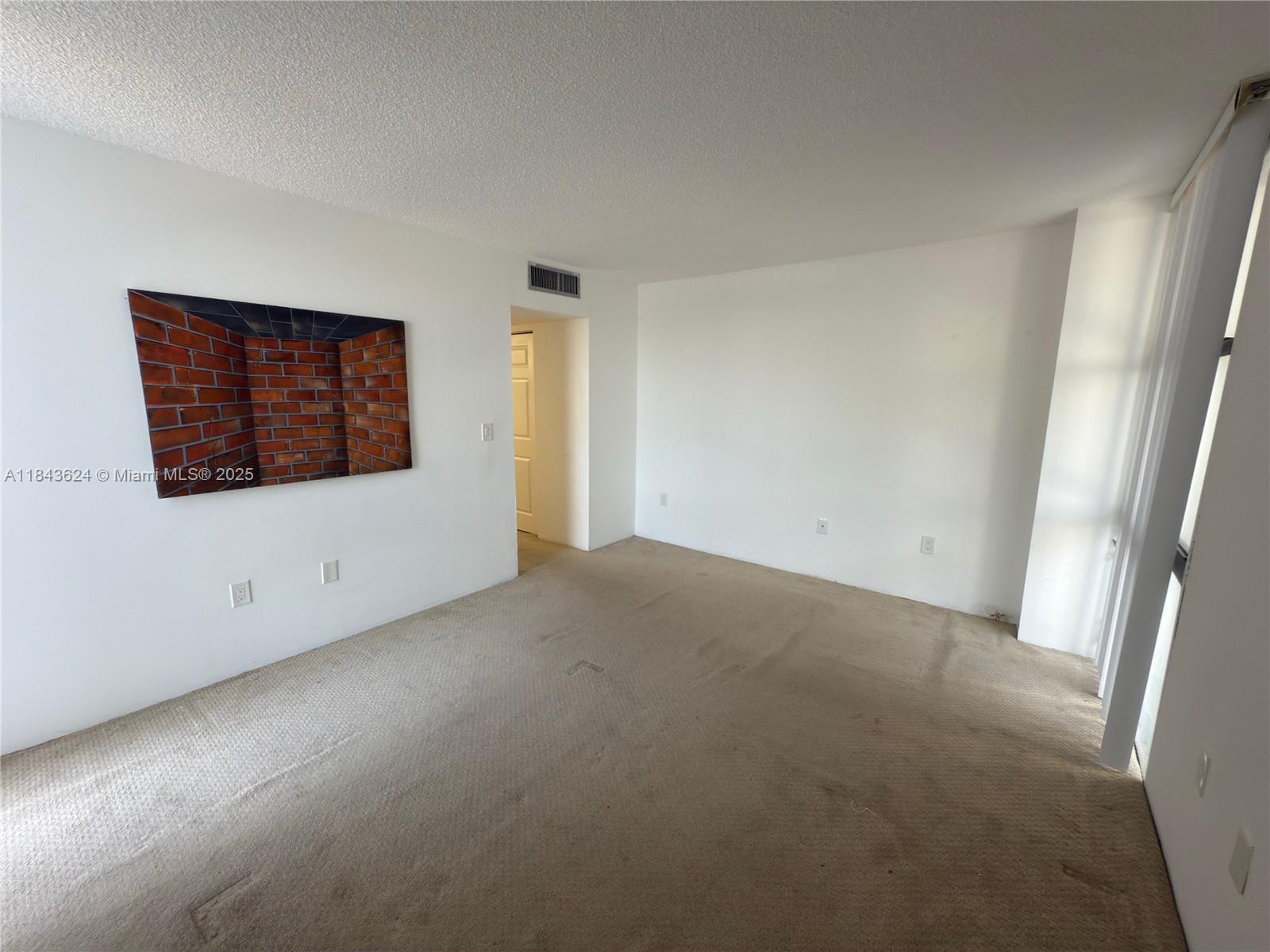 Photo of 3675 Country Club Dr  #109, Aventura, Florida, 33180 - 