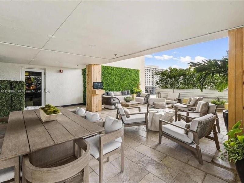 See details 3707 3 / 3 1571 sq. ft. $ 2025-07-19 0 Photo