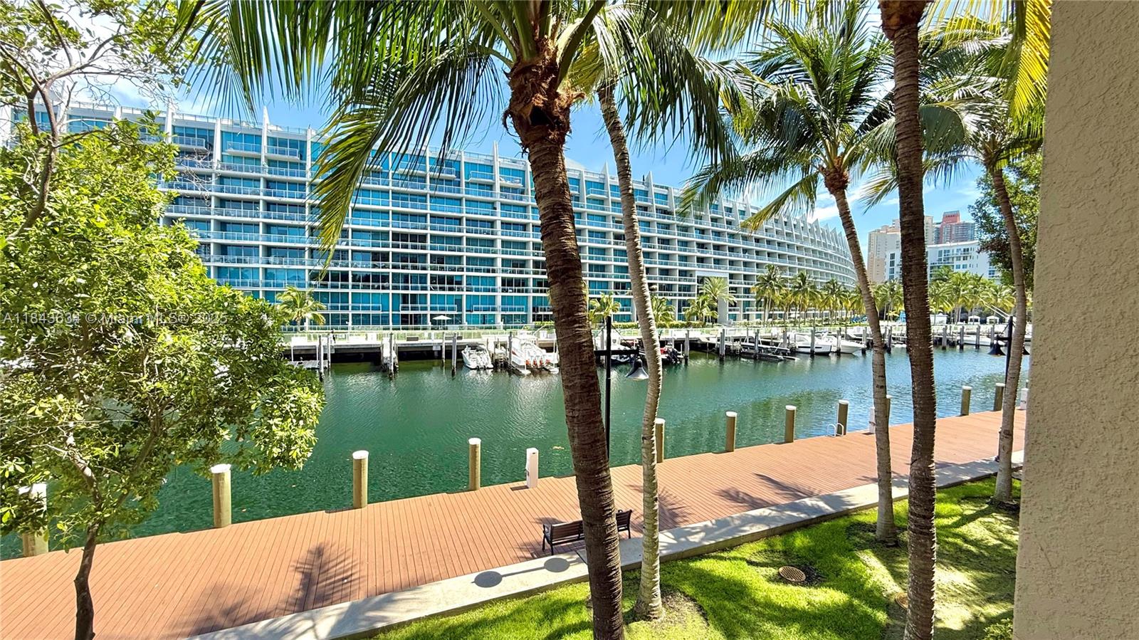 Photo of 3001 185th St #201, Aventura, Florida, 33180 -