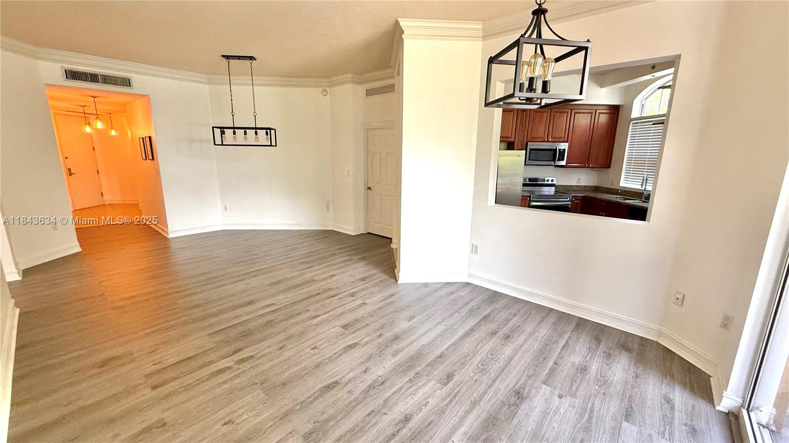 Photo of 3001 185th St  #201, Aventura, Florida, 33180 - 