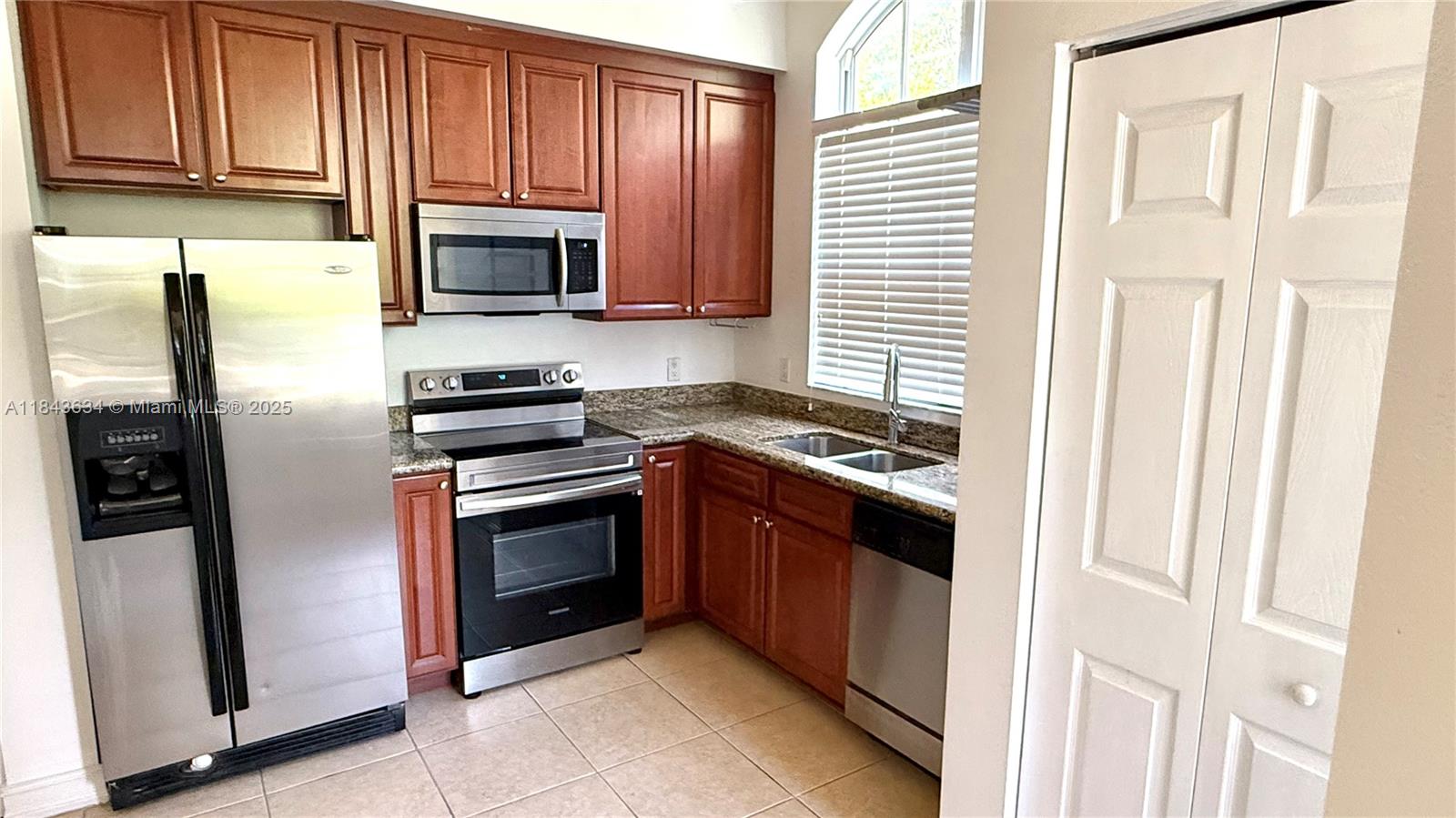 Photo of 3001 185th St  #201, Aventura, Florida, 33180 - 