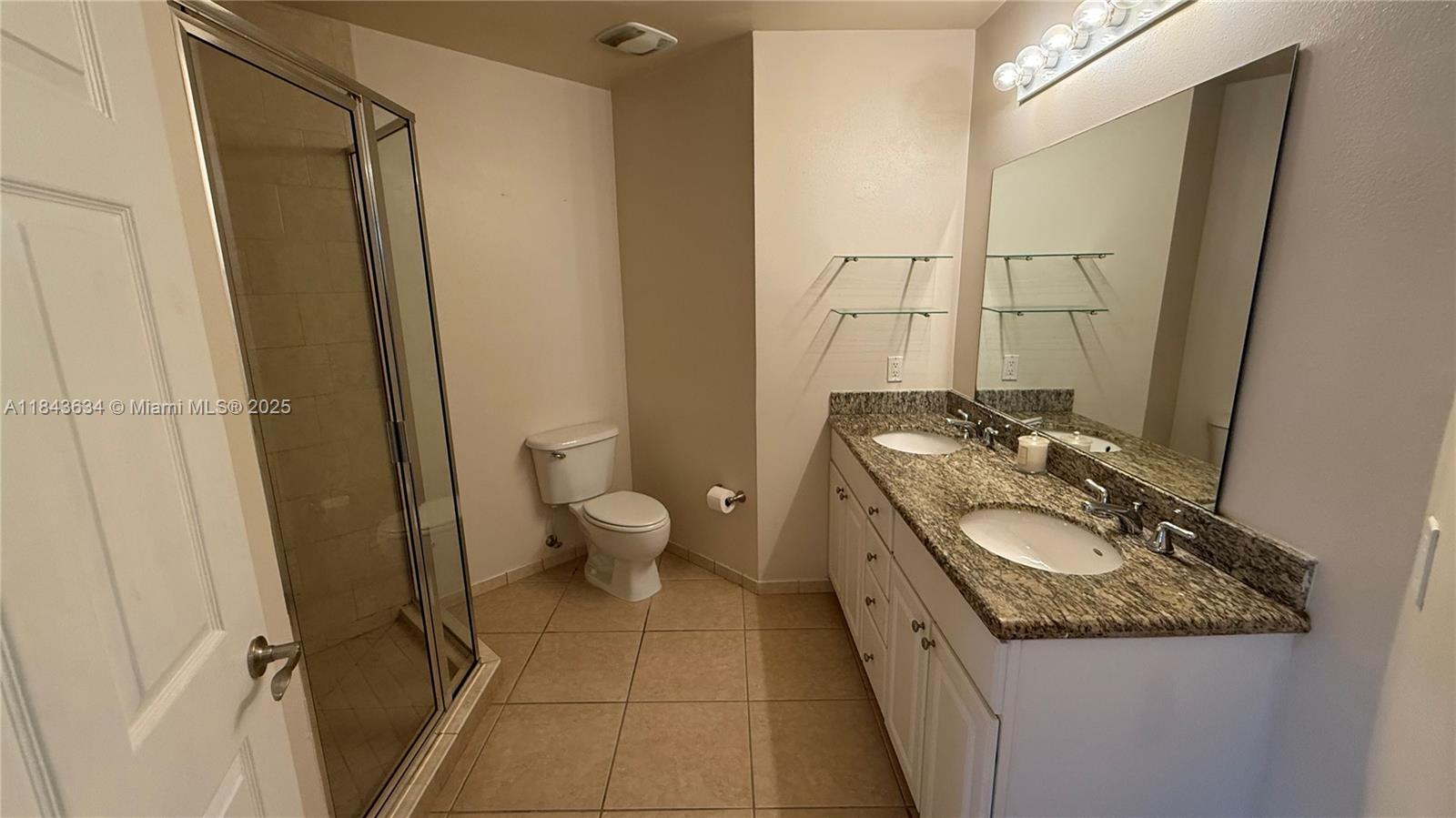 Photo of 3001 185th St  #201, Aventura, Florida, 33180 - 
