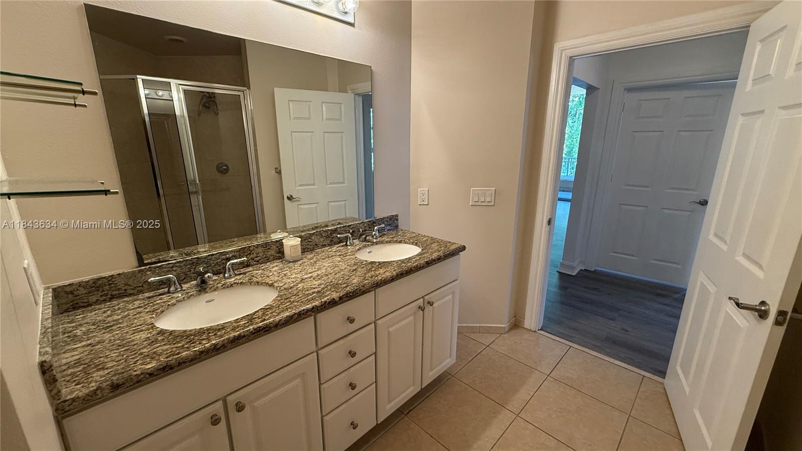 Photo of 3001 185th St  #201, Aventura, Florida, 33180 - 