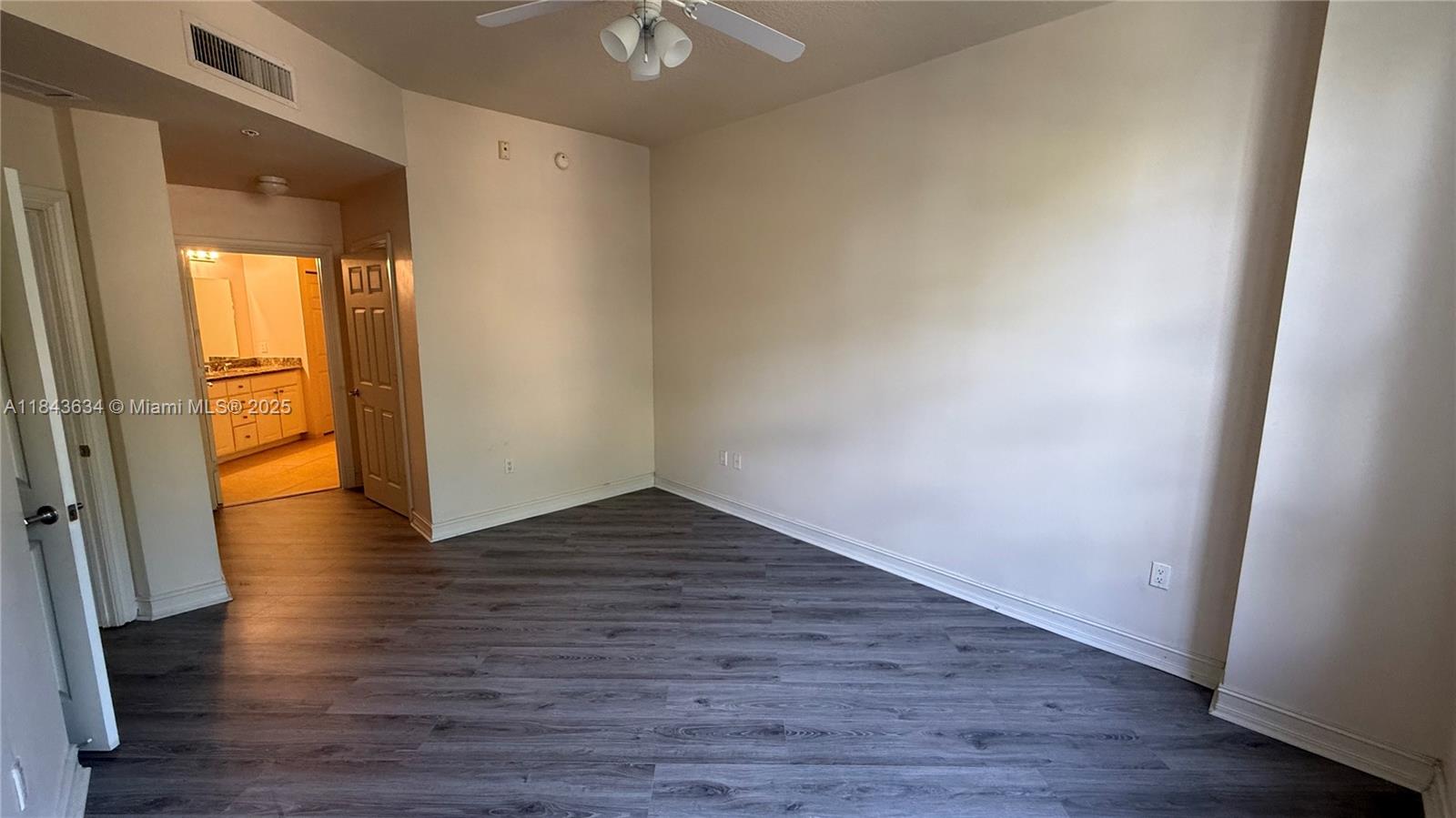 Photo of 3001 185th St  #201, Aventura, Florida, 33180 - 