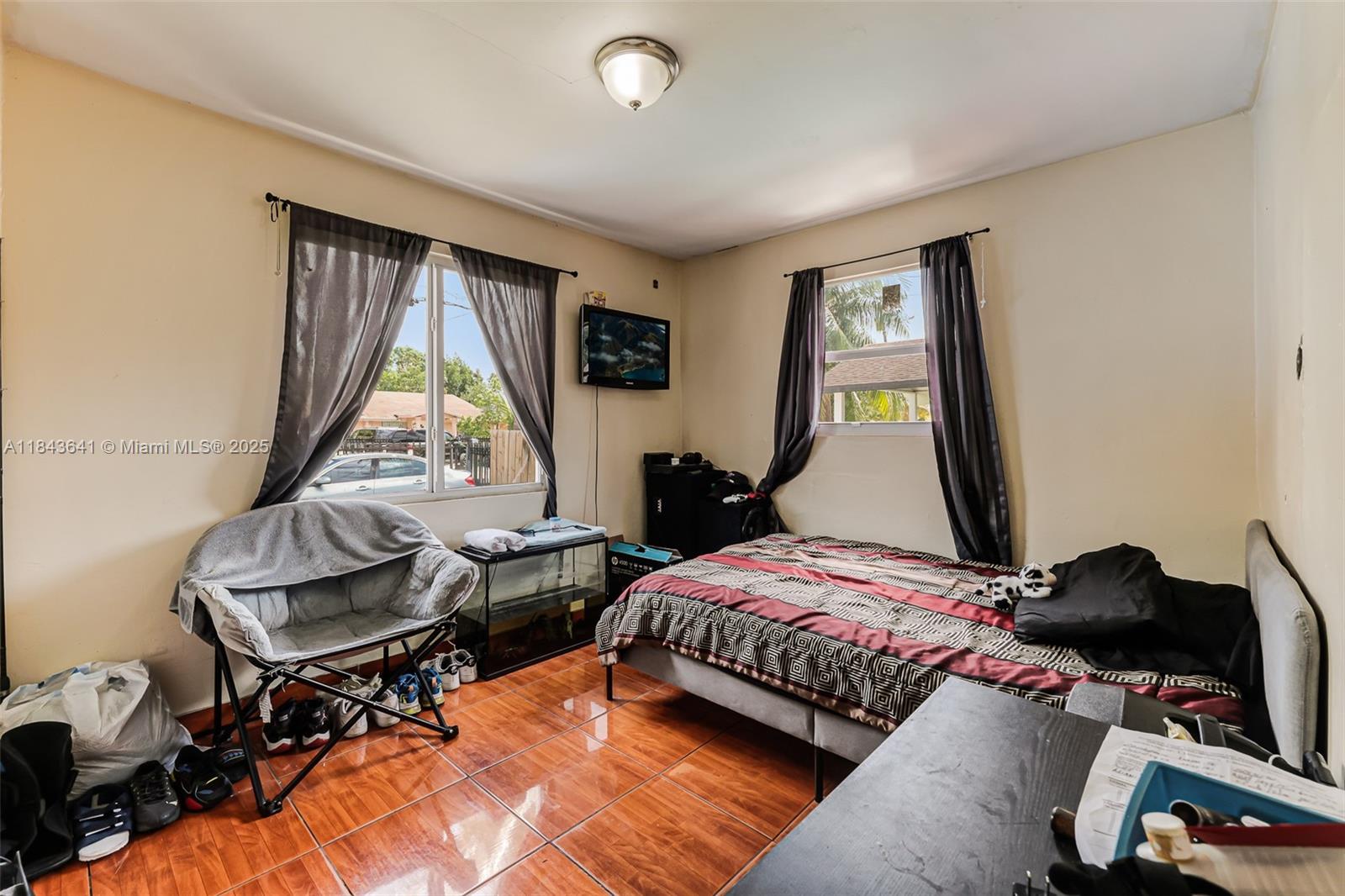 See details / 1789 sq. ft. $ 2025-07-19 0 Photo