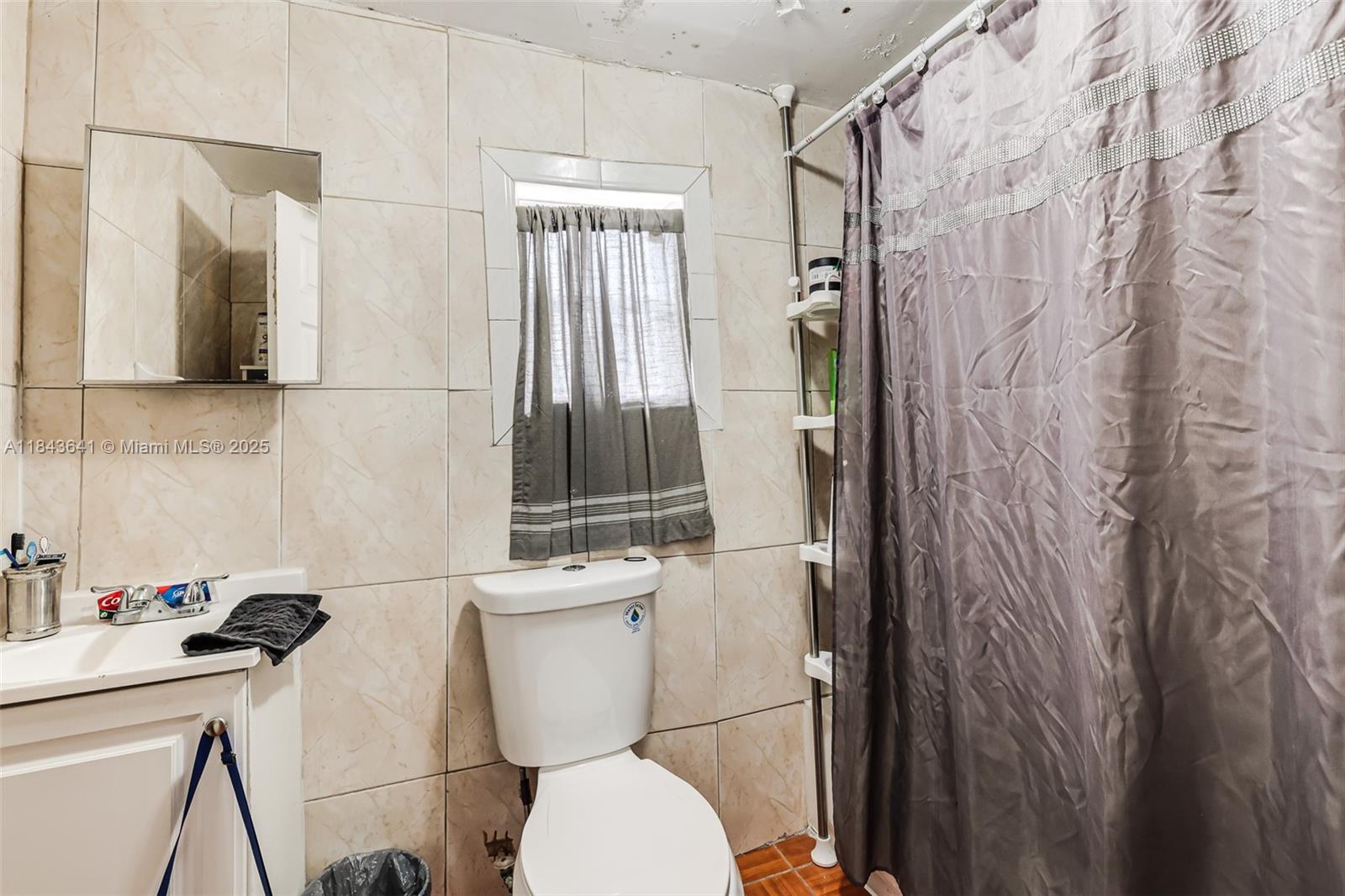 See details / 1789 sq. ft. $ 2025-07-19 0 Photo