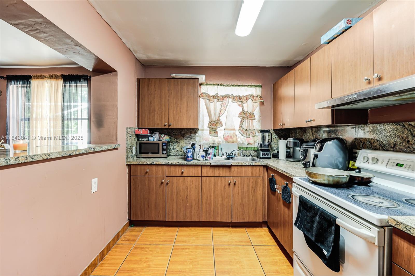 See details / 1789 sq. ft. $ 2025-07-19 0 Photo