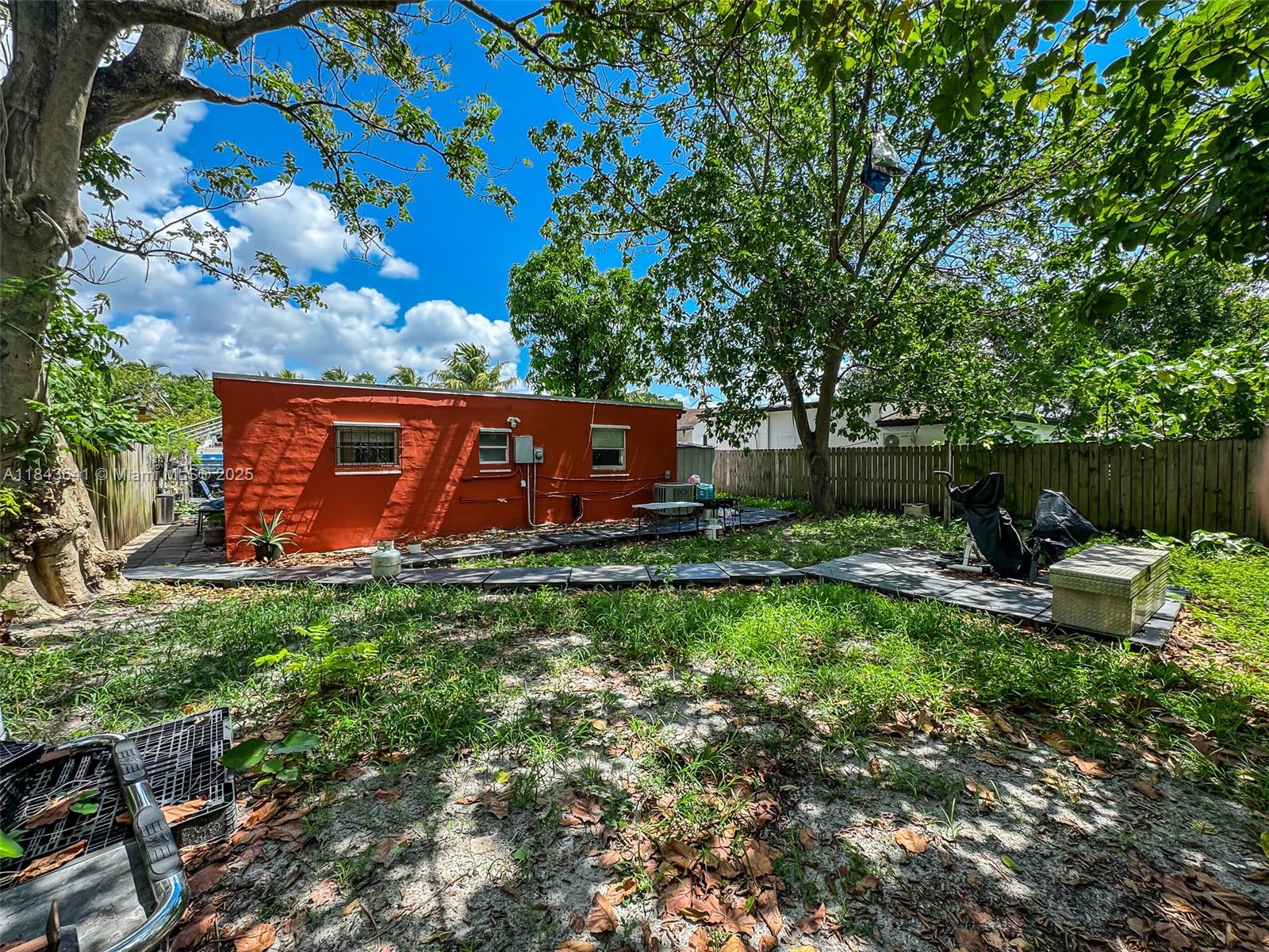 See details / 1789 sq. ft. $ 2025-07-19 0 Photo