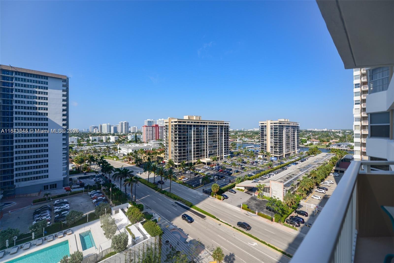 See details 11N 1 / 2 870 sq. ft. $ 2025-07-19 0 Photo