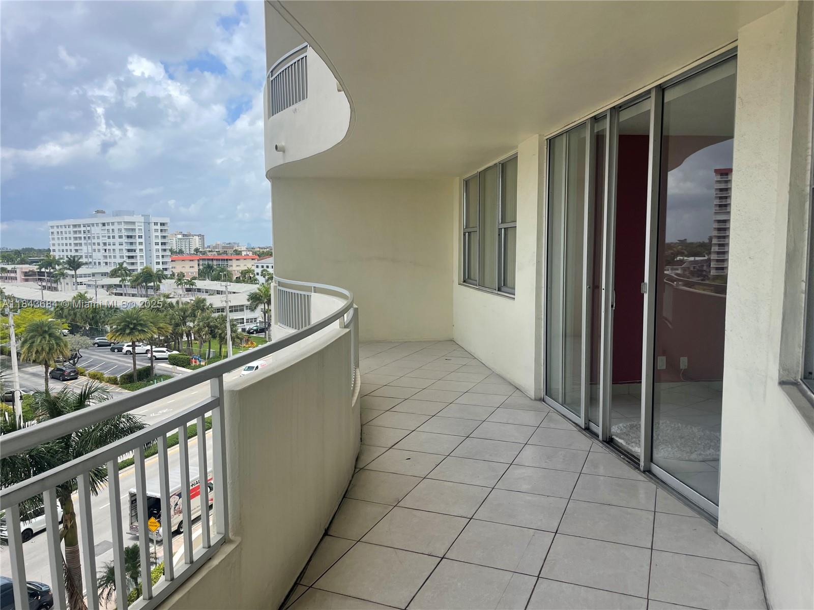 Photo of 3180 Ocean Dr #520, Hallandale Beach, Florida, 33009 -