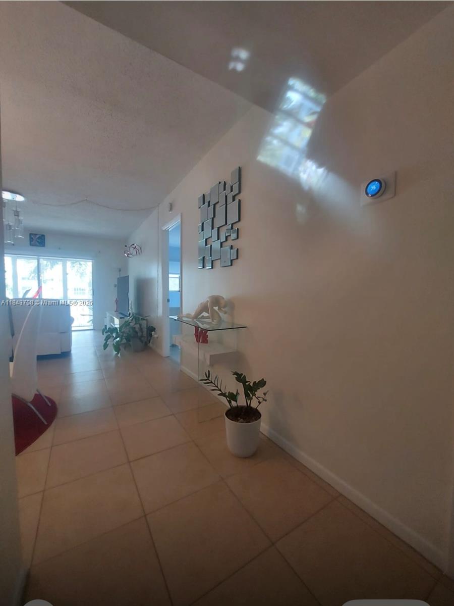 See details 209 1 / 2 775 sq. ft. $ 2025-07-20 0 Photo