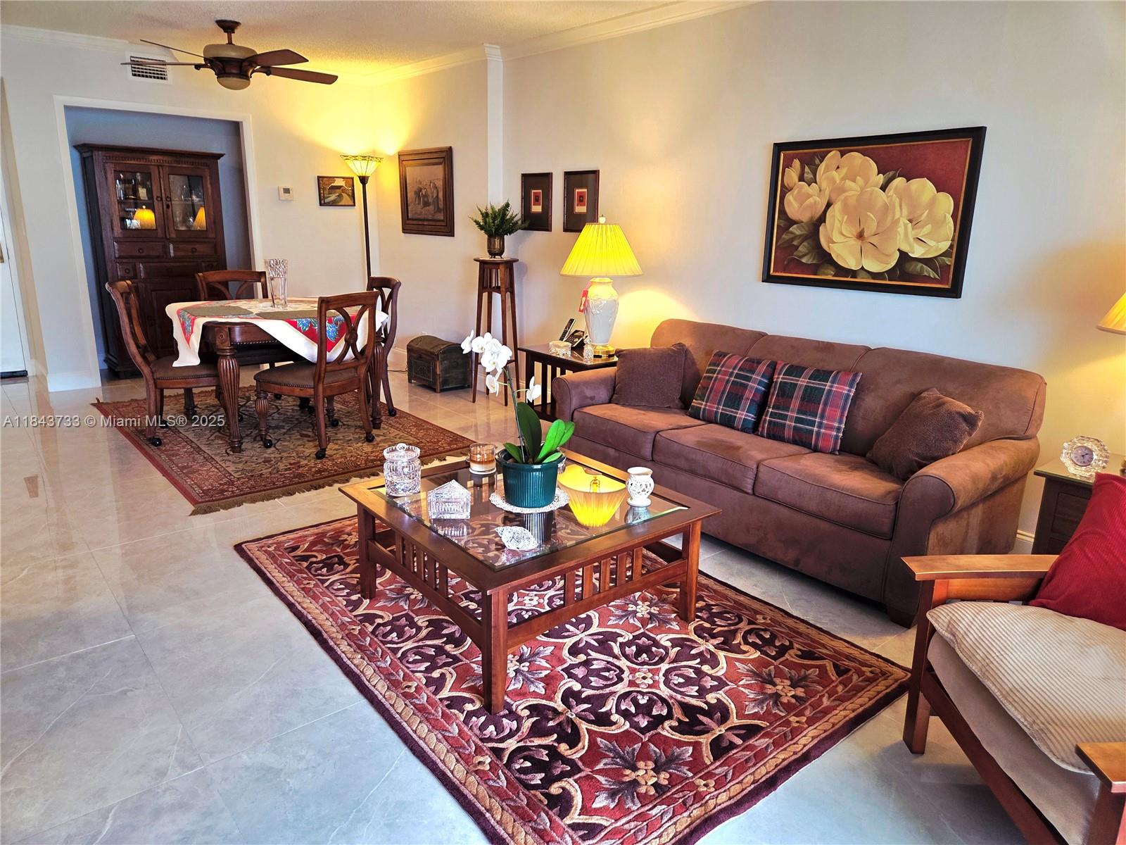Ver detalles 716 2 / 2 1132 sq. ft. $ 2025-07-24 0 foto