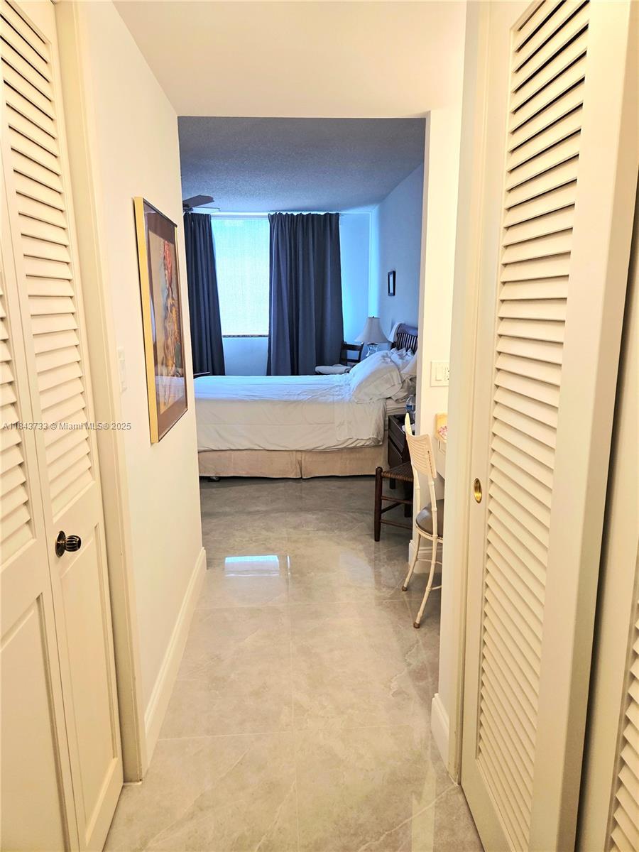 Ver detalles 716 2 / 2 1132 sq. ft. $ 2025-07-24 0 foto
