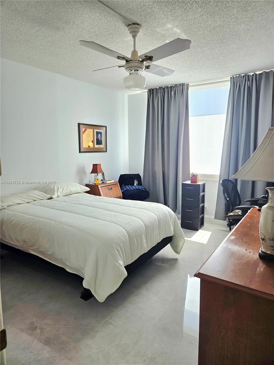 Ver detalles 716 2 / 2 1132 sq. ft. $ 2025-07-24 0 foto