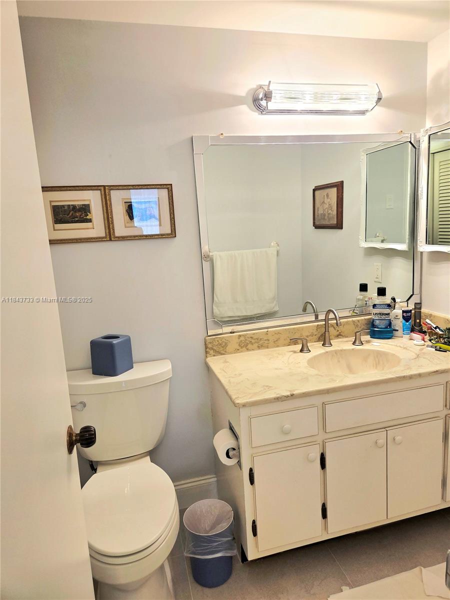 Ver detalles 716 2 / 2 1132 sq. ft. $ 2025-07-24 0 foto