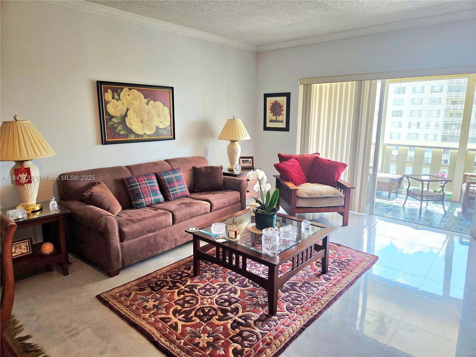 Ver detalles 716 2 / 2 1132 sq. ft. $ 2025-07-24 0 foto