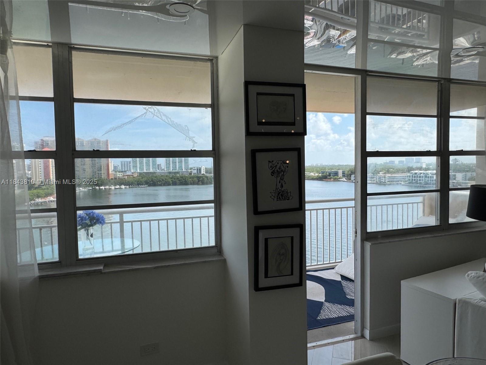 See details 918 2 / 2 1275 sq. ft. $ 2025-07-31 0 Photo