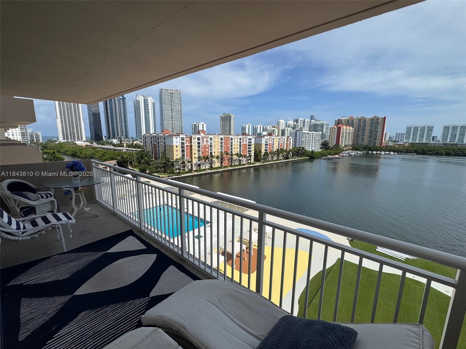 See details 918 2 / 2 1275 sq. ft. $ 2025-07-31 0 Photo
