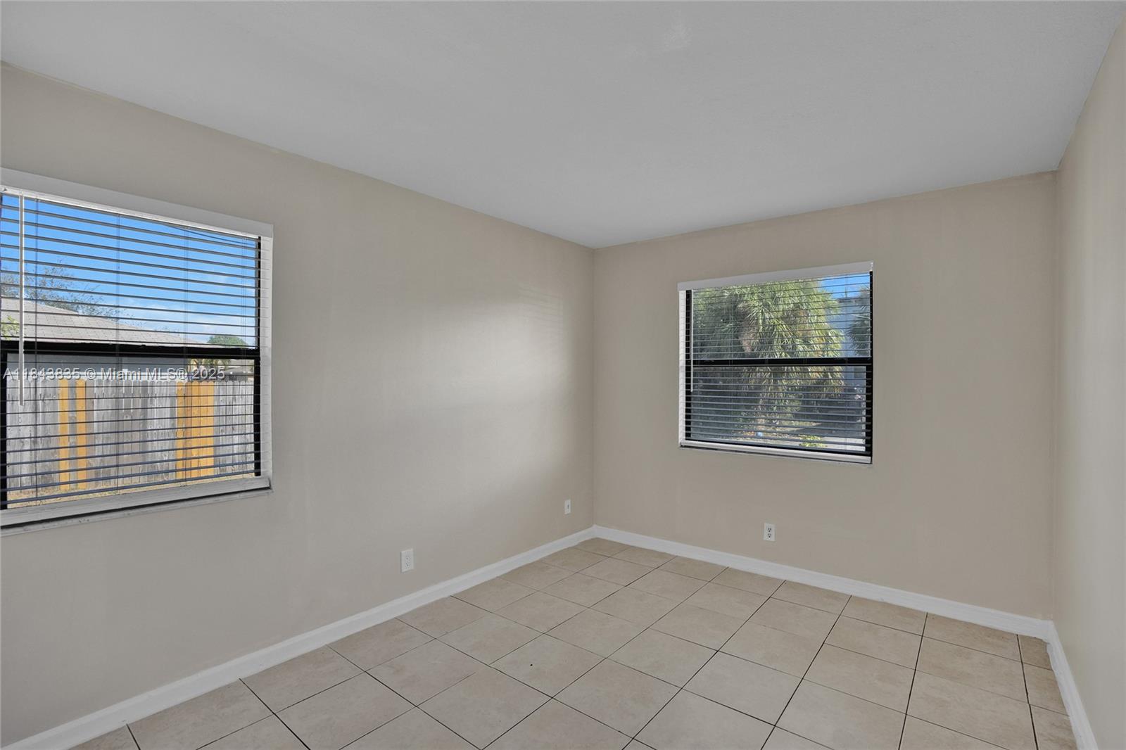 See details / 1764 sq. ft. $ 2025-07-20 0 Photo