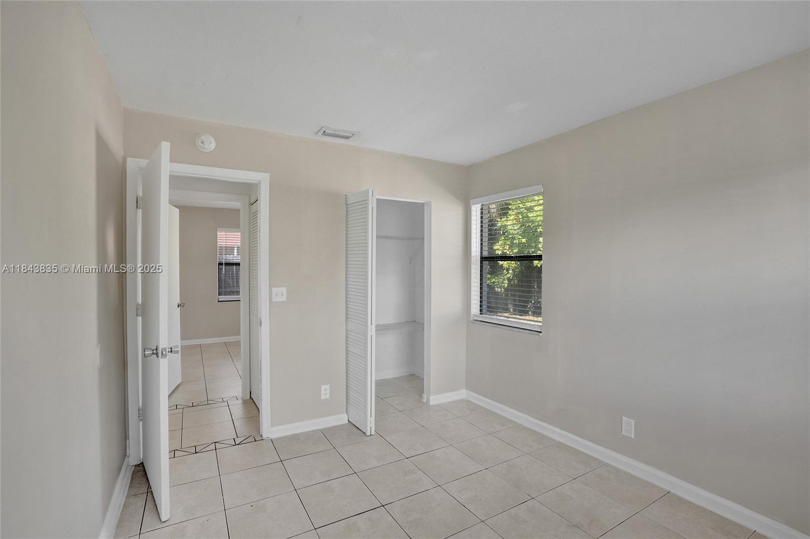 See details / 1764 sq. ft. $ 2025-07-20 0 Photo