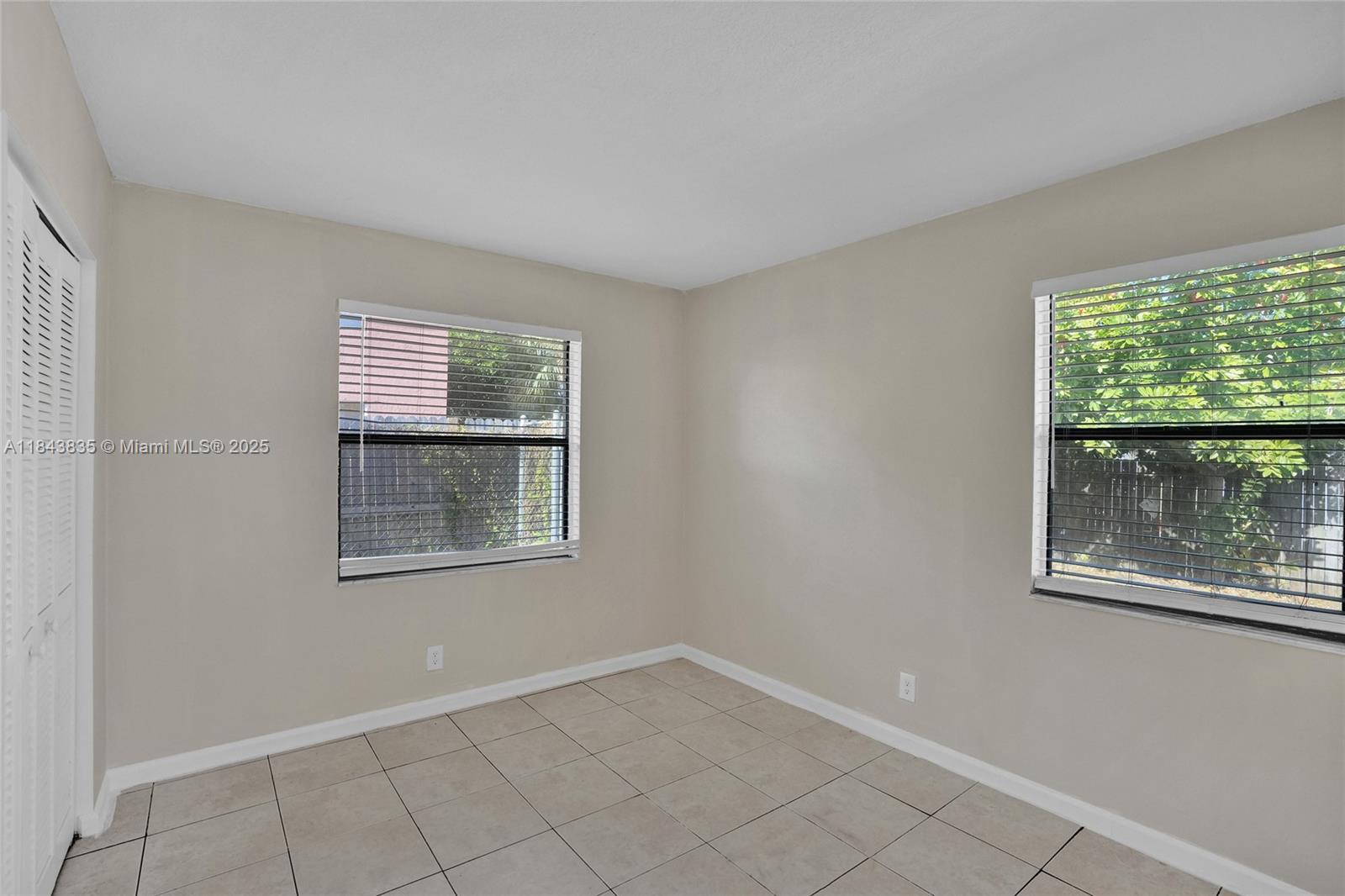 See details / 1764 sq. ft. $ 2025-07-20 0 Photo