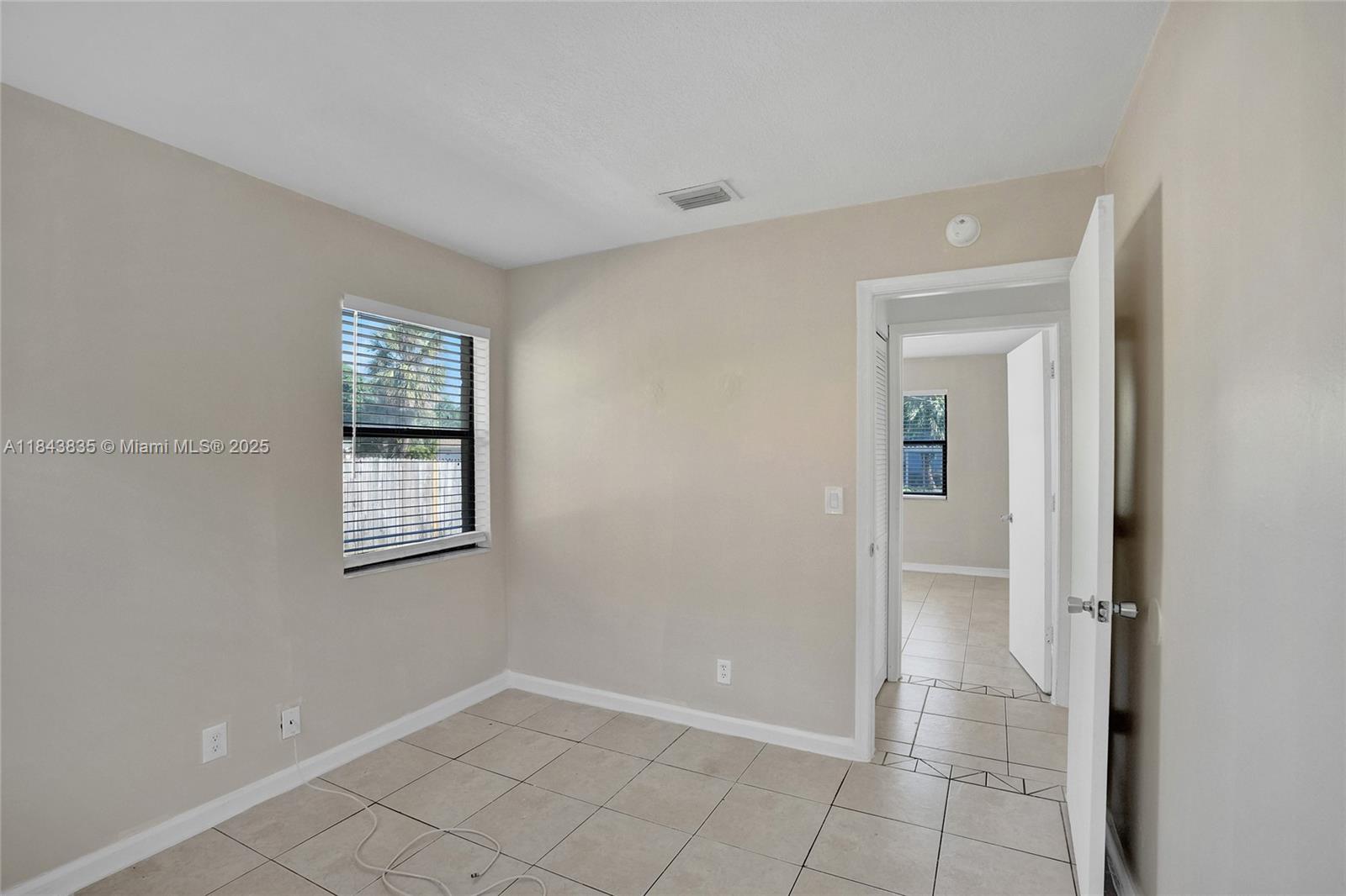 See details / 1764 sq. ft. $ 2025-07-20 0 Photo