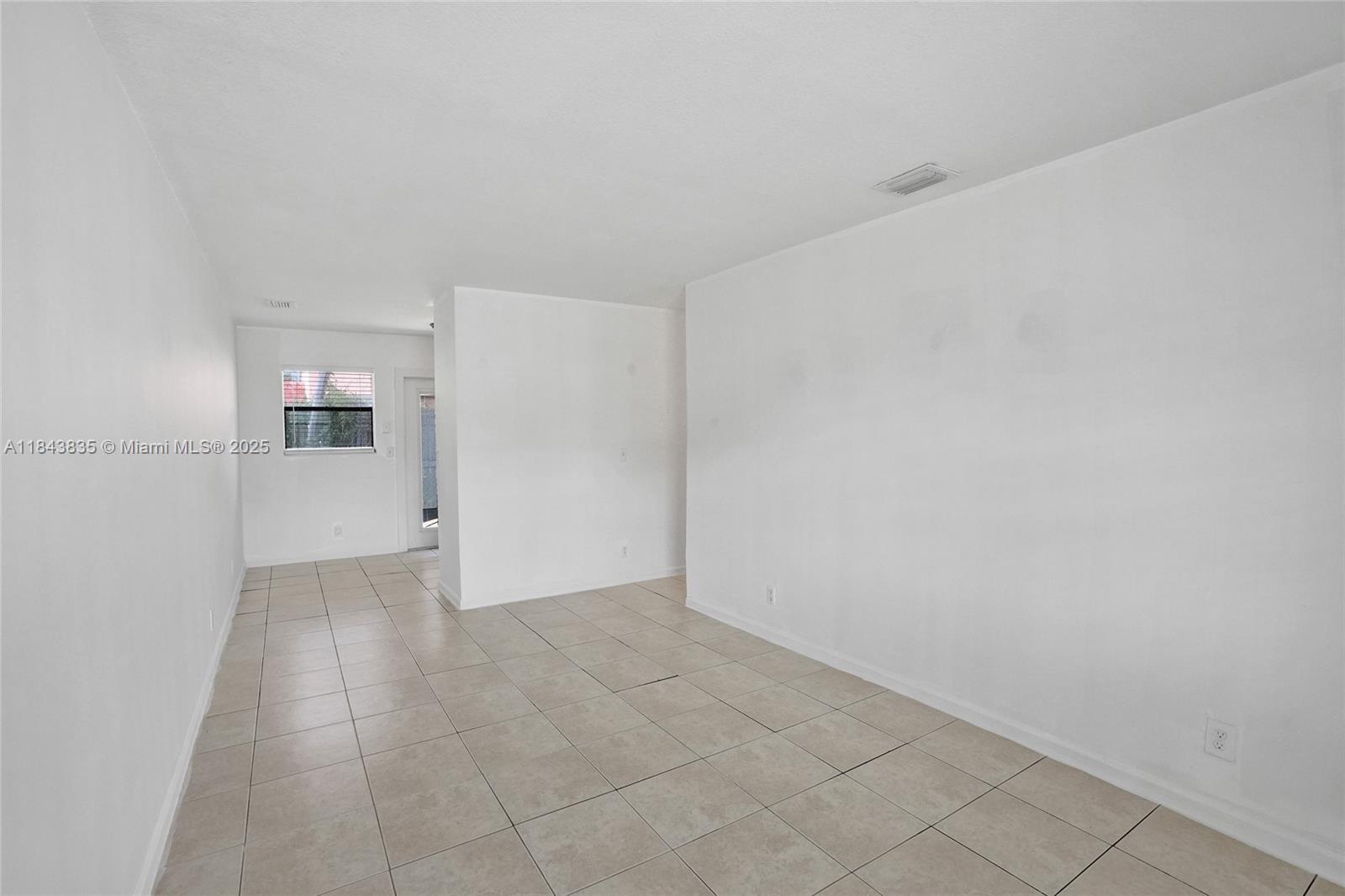 See details / 1764 sq. ft. $ 2025-07-20 0 Photo