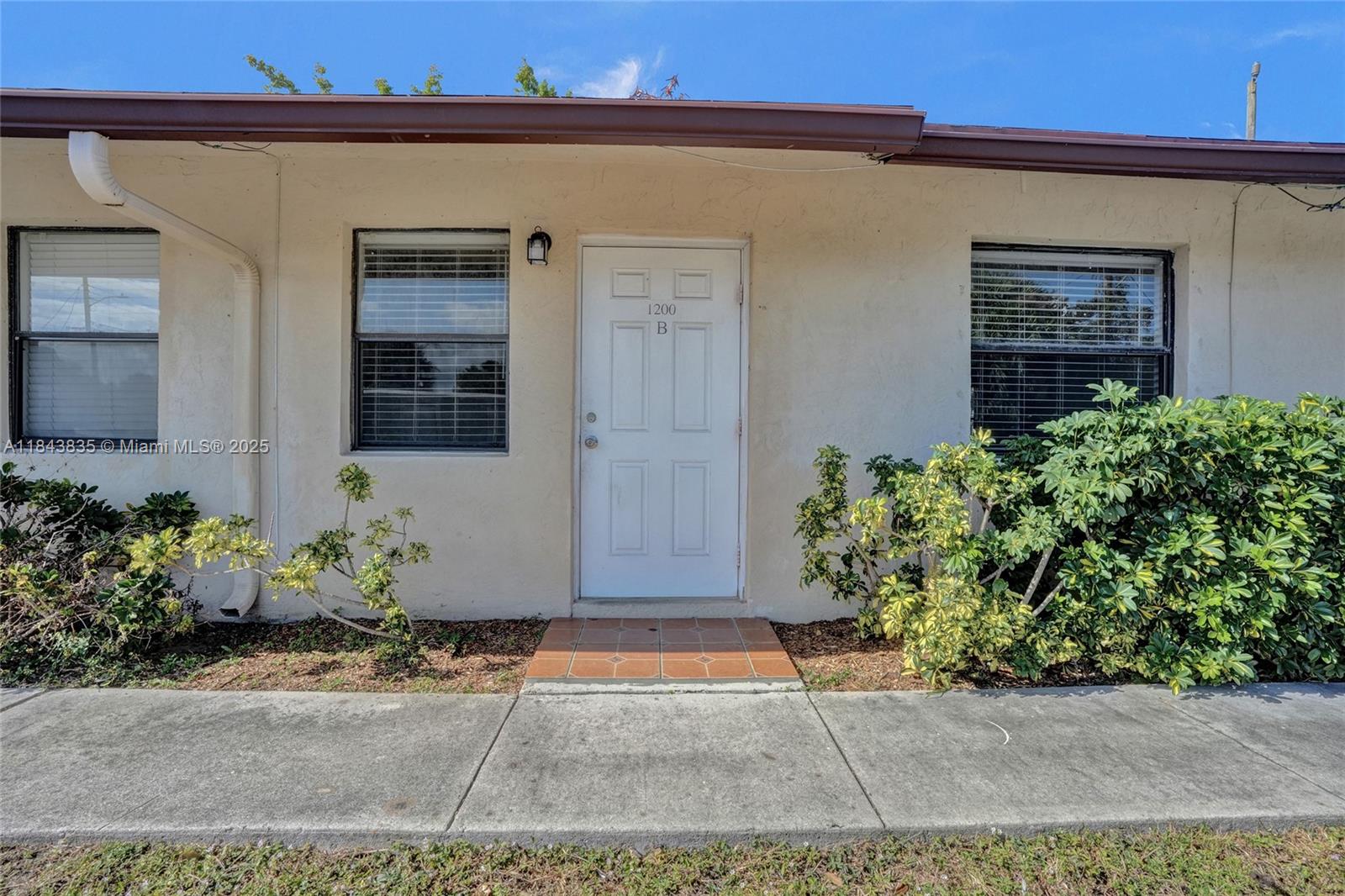 See details / 1764 sq. ft. $ 2025-07-20 0 Photo