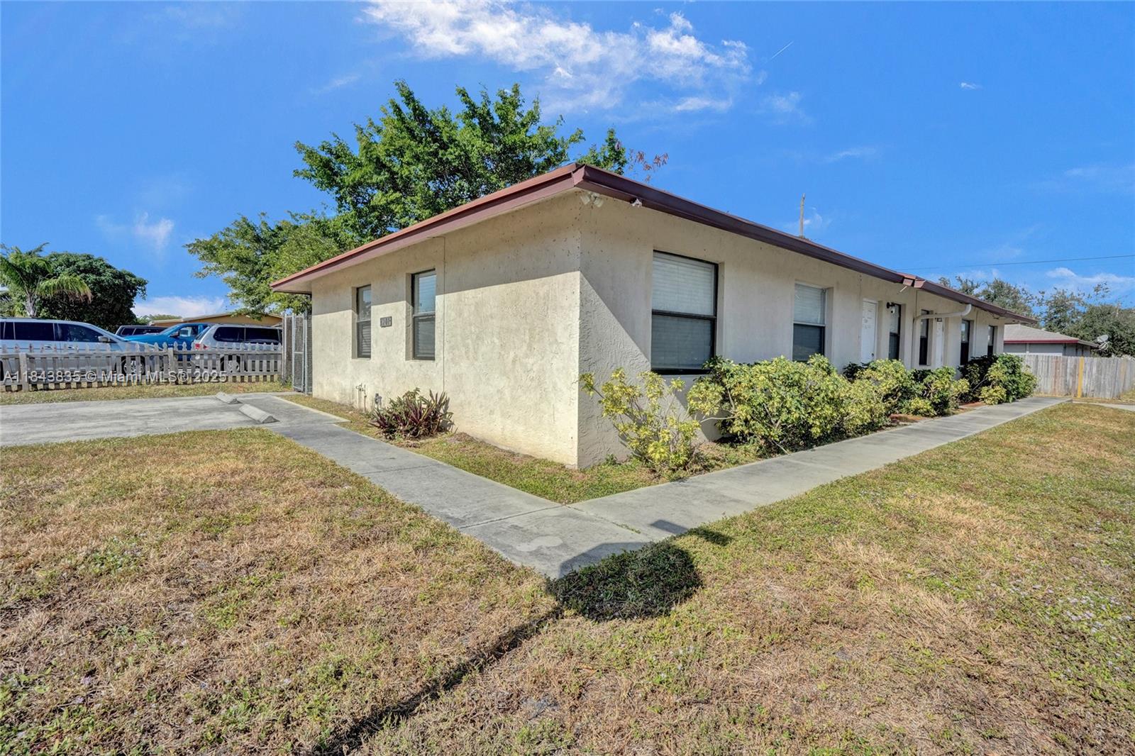 See details / 1764 sq. ft. $ 2025-07-20 0 Photo