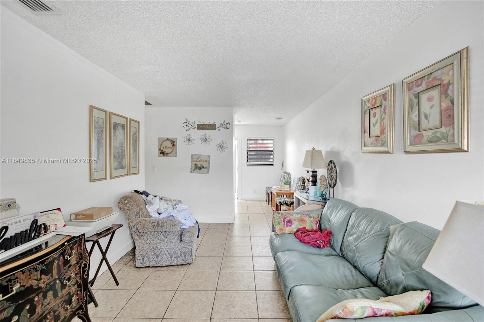 See details / 1764 sq. ft. $ 2025-07-20 0 Photo