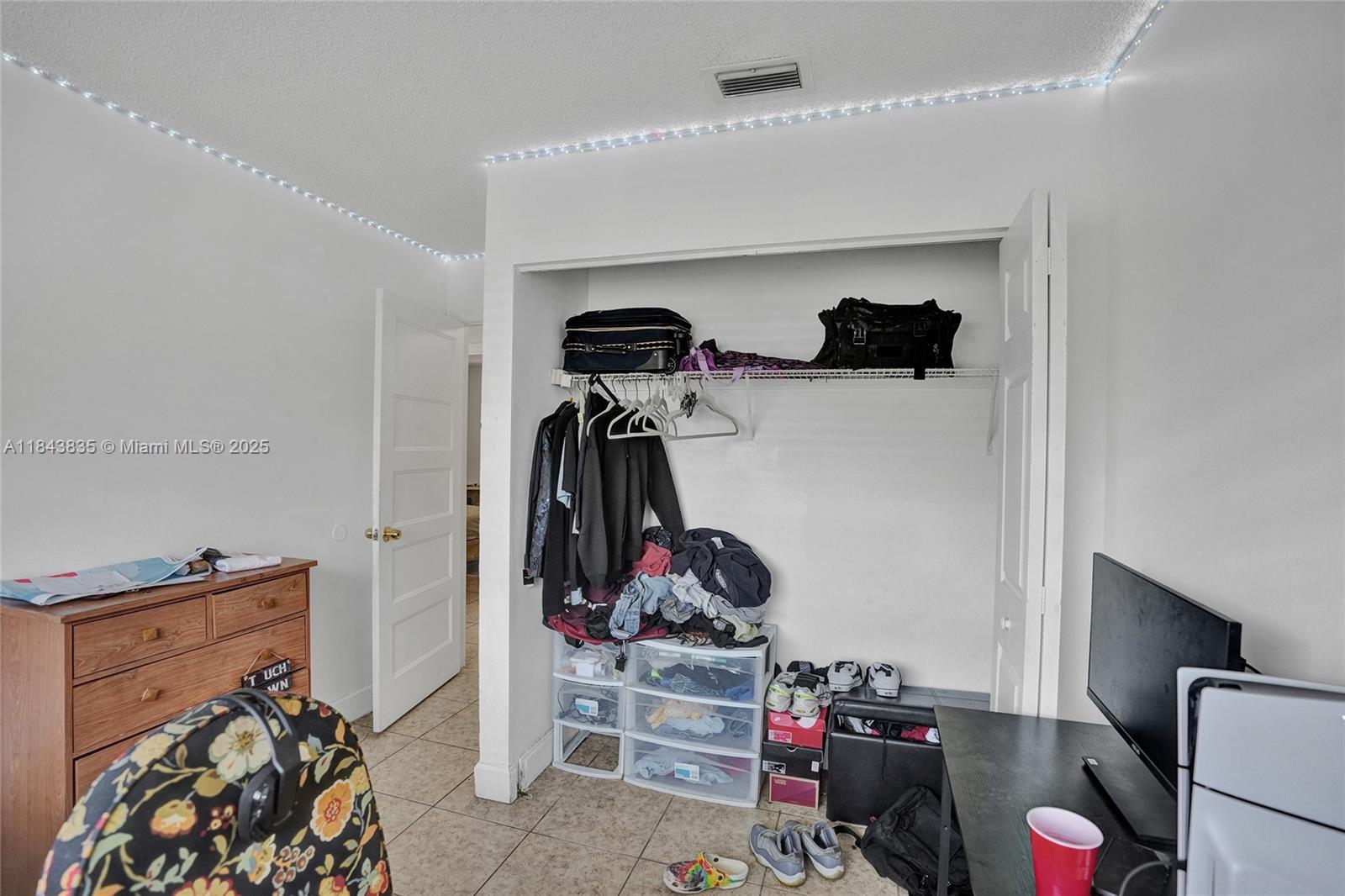 See details / 1764 sq. ft. $ 2025-07-20 0 Photo