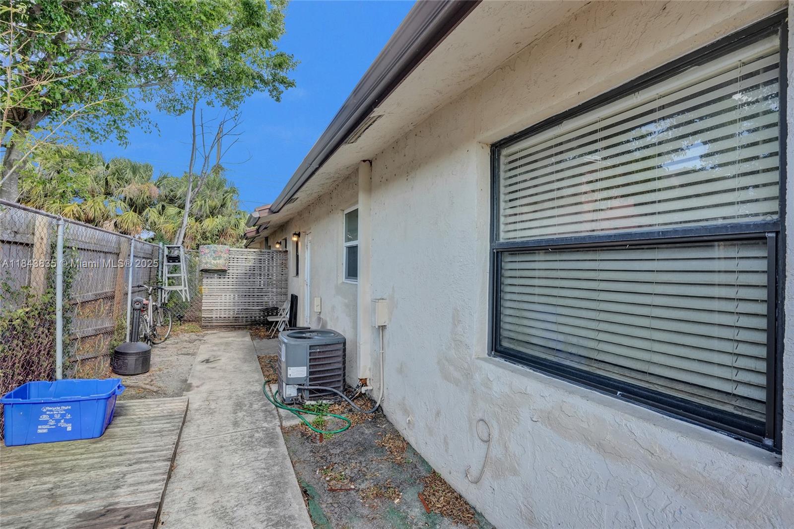 See details / 1764 sq. ft. $ 2025-07-20 0 Photo