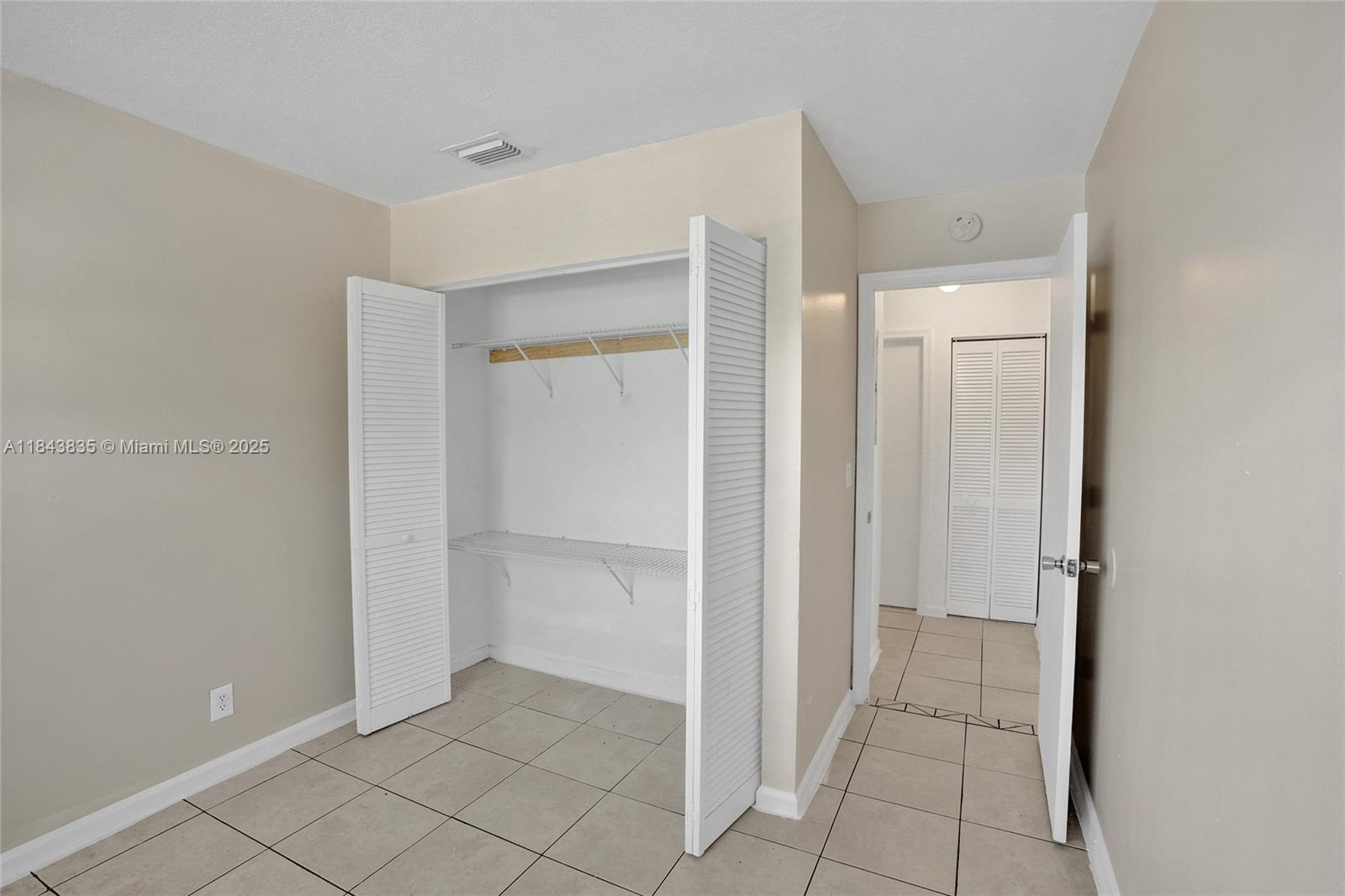 See details / 1764 sq. ft. $ 2025-07-20 0 Photo