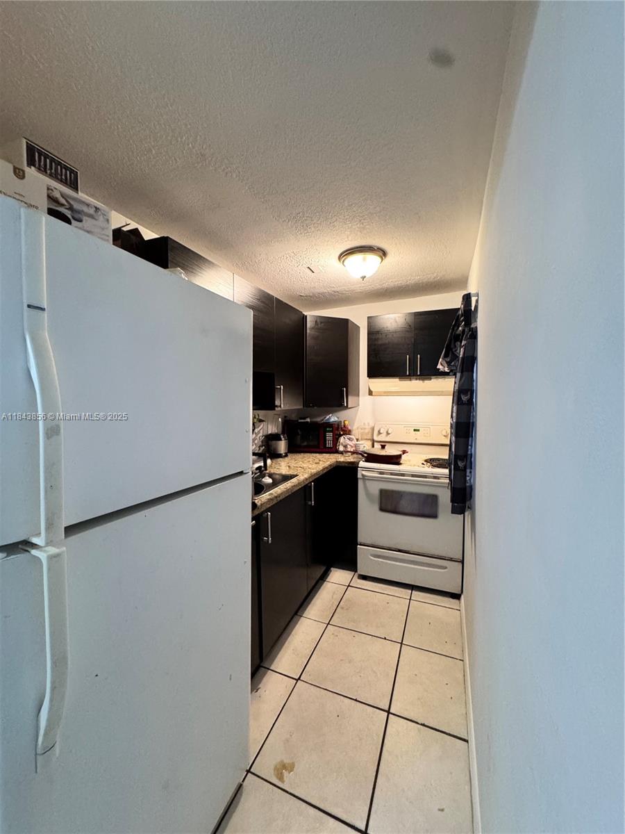 See details / 1452 sq. ft. $ 2025-08-04 0 Photo