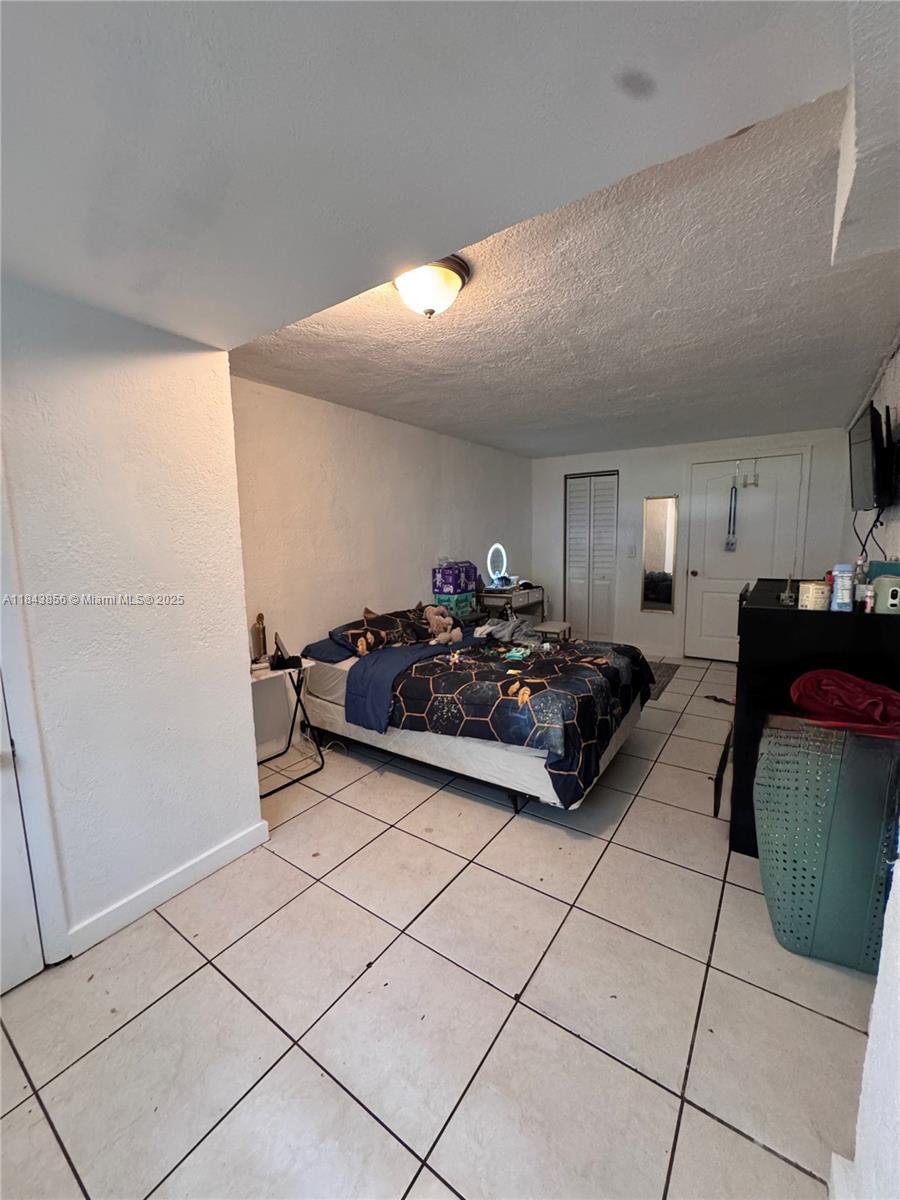 See details / 1452 sq. ft. $ 2025-08-04 0 Photo
