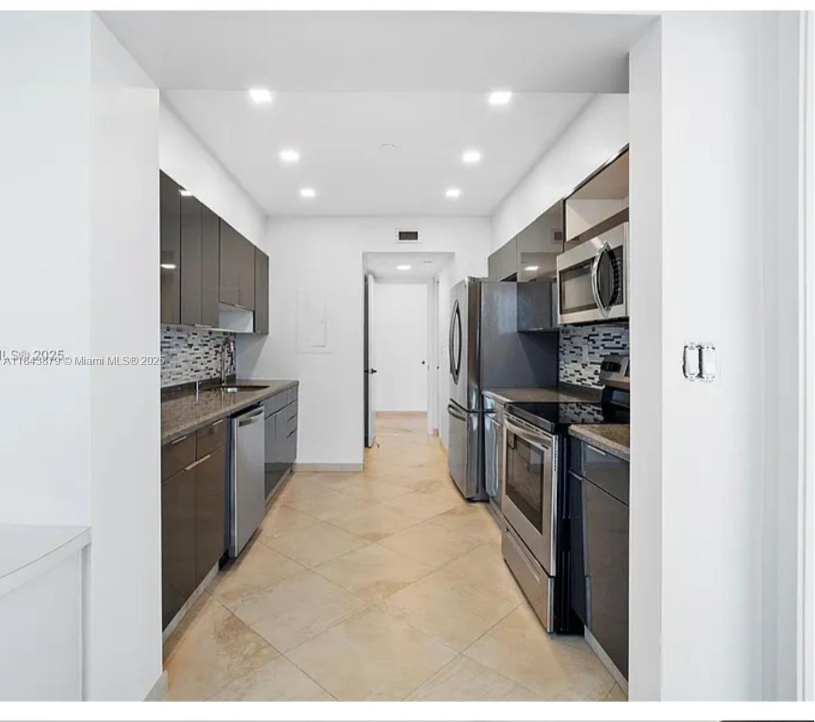 Photo of 19355 turnberry way  #Turnberry Way, Aventura, Florida, 33180 - 
