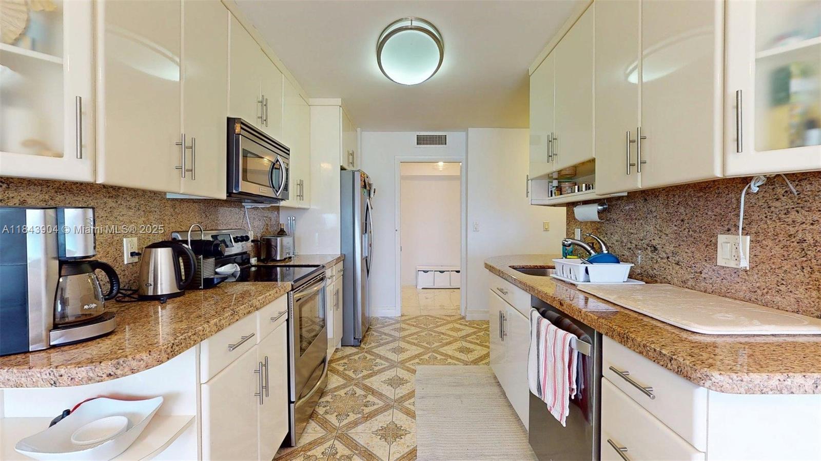 Photo of 1912 Ocean Dr  #9A, Hallandale Beach, Florida, 33009 - 